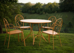 4 Seat Venice Furniture Set - Orange 1 table and 4 chairs